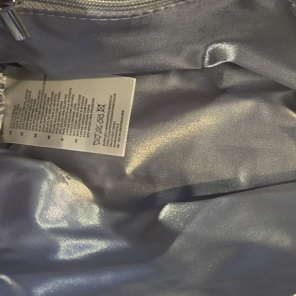 Swarovski Blue Velvet With Crystal Accents NWOT - Picture 4 of 7